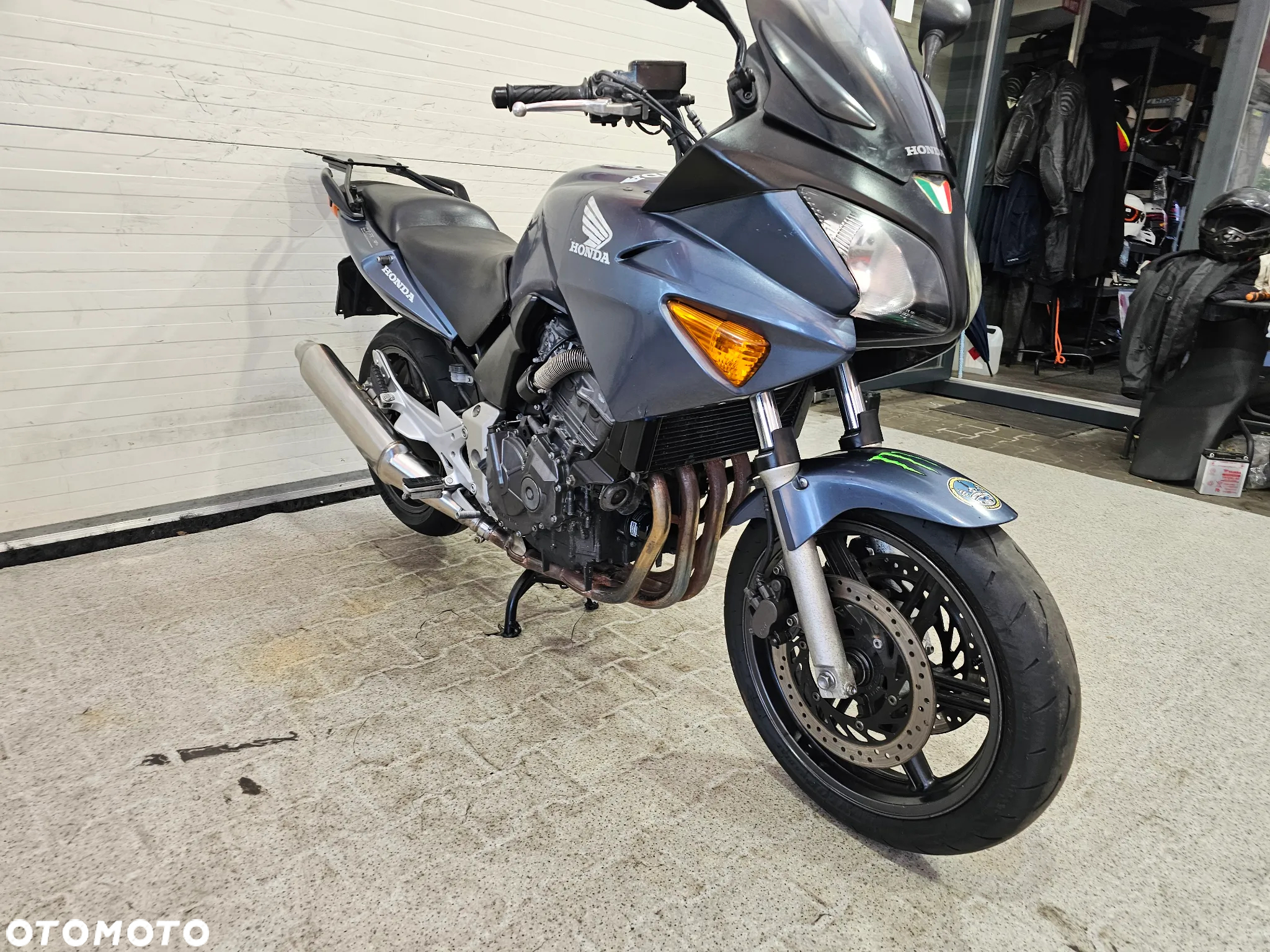 Honda CBF - 3