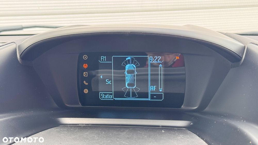 Ford Kuga 1.6 EcoBoost 2x4 Titanium - 33