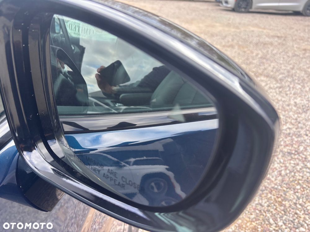 Chrysler Pacifica - 11