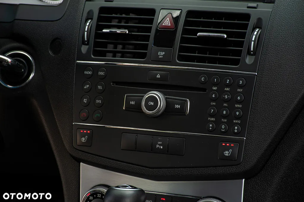 Mercedes-Benz Klasa C 200 T 7G-TRONIC Avantgarde Edition - 21