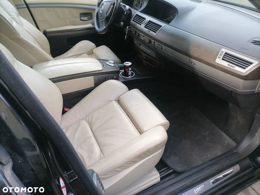 BMW Seria 7 745i L - 20
