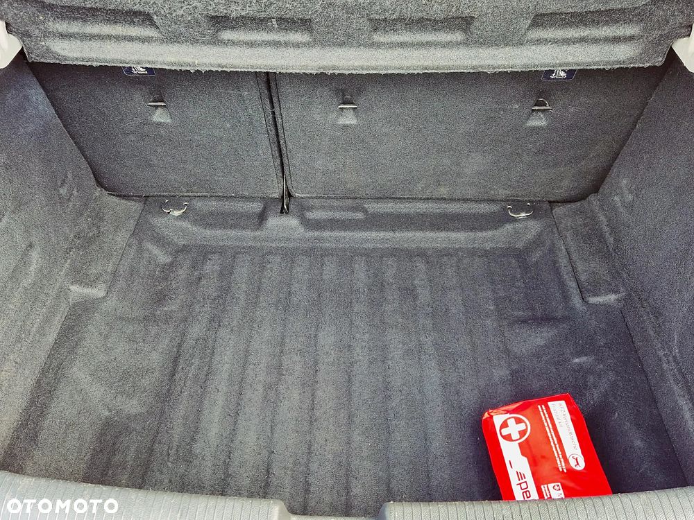 Opel Astra 1.4 Turbo Business - 26
