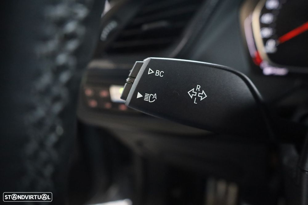 BMW 216 Gran Coupé d Pack Desportivo M - 51