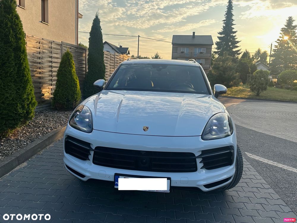 Porsche Cayenne - 2