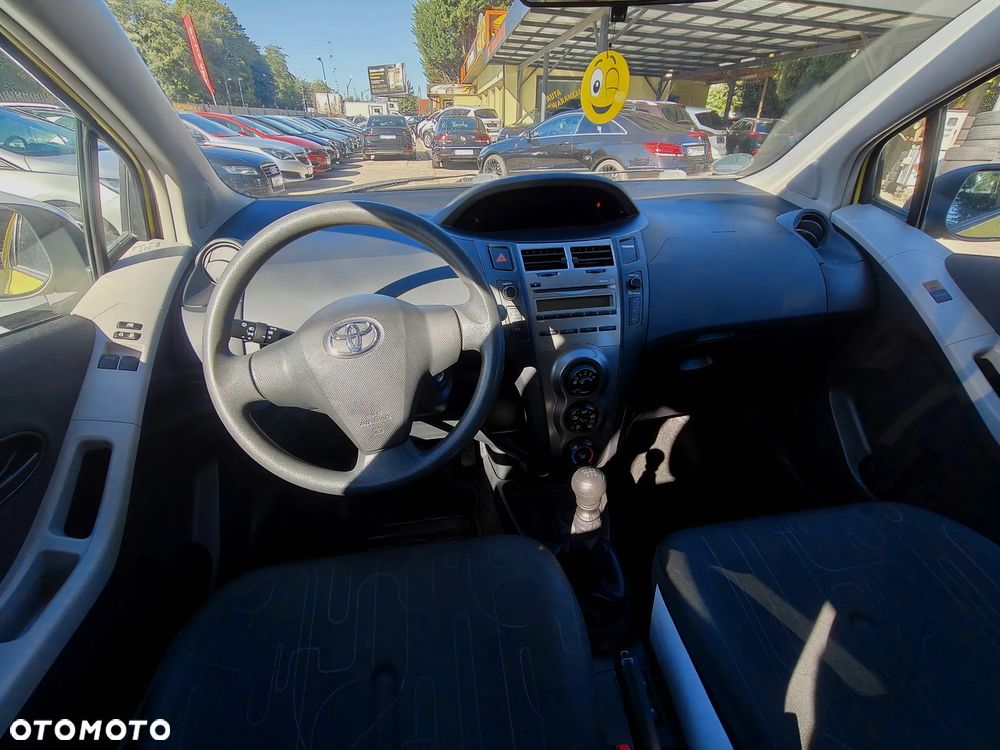 Toyota Yaris 1.33 VVT-i Cool - 18
