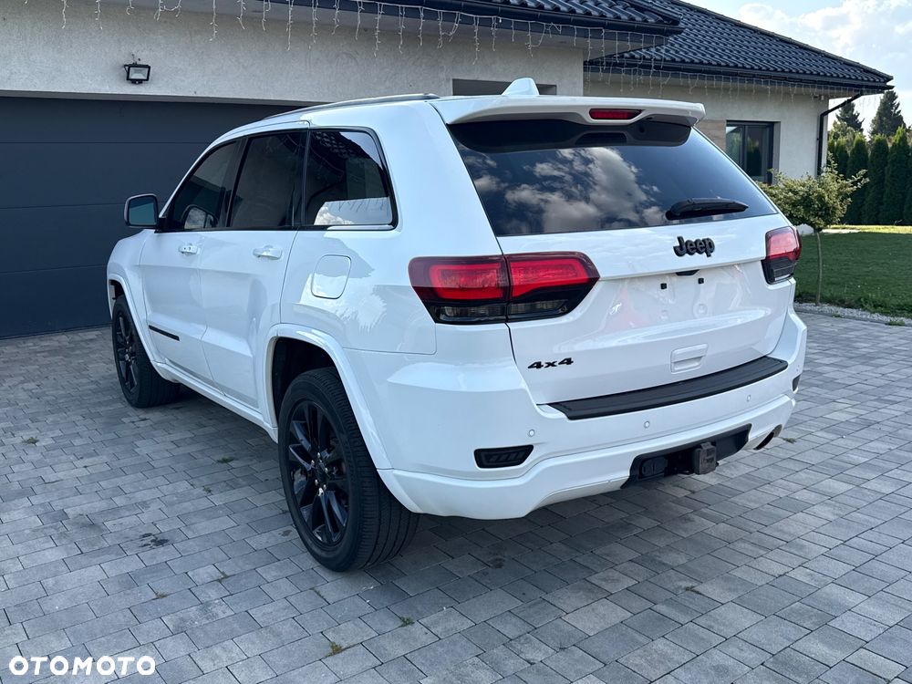 Jeep Grand Cherokee - 4