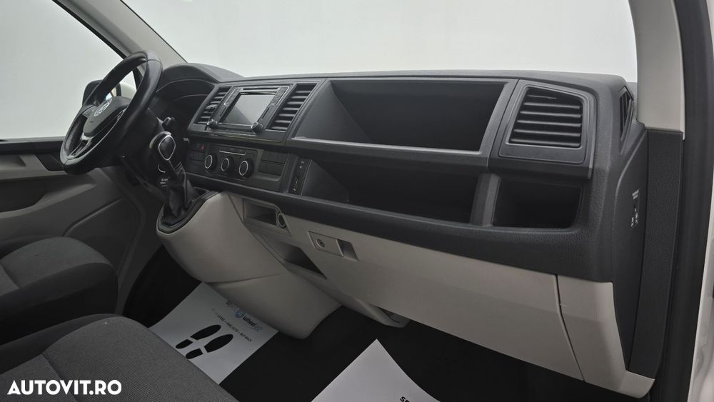Volkswagen Transporter - 20
