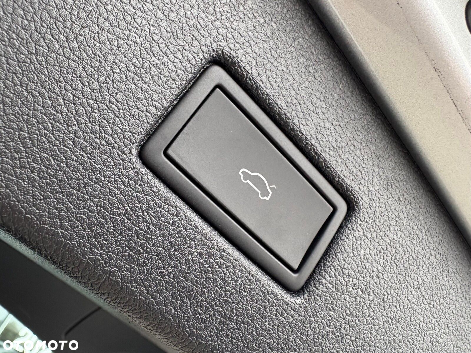 Volkswagen Tiguan 2.0 TDI SCR Elegance DSG - 20