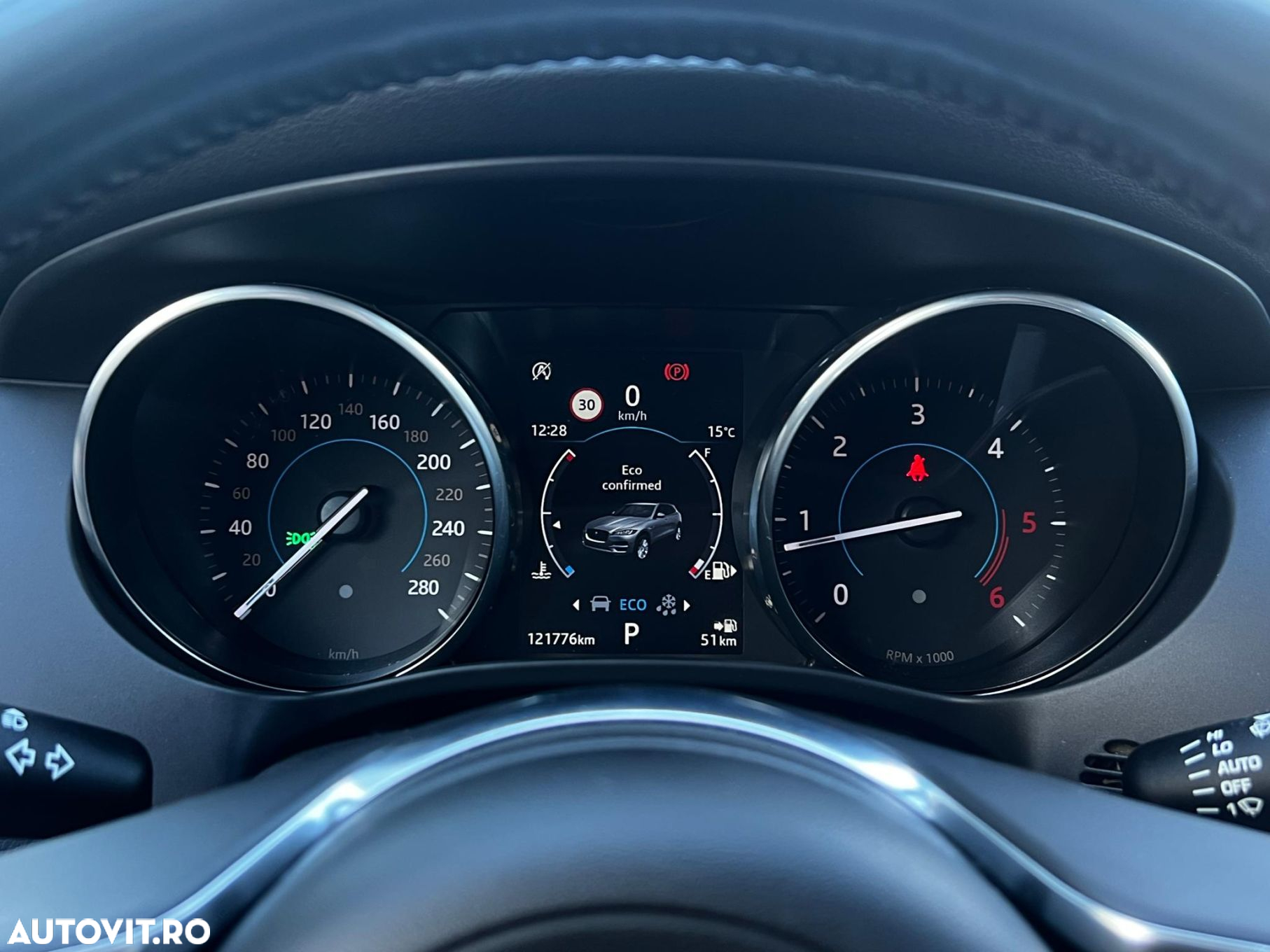 Jaguar F-Pace 20d AWD R-Sport - 23