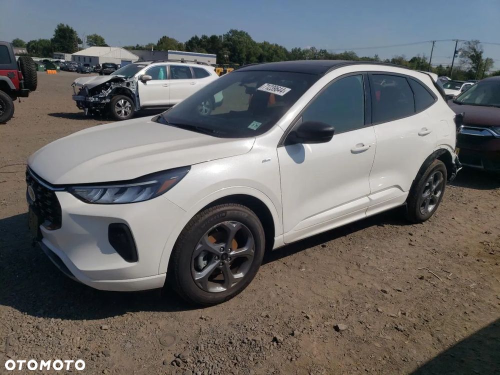 Ford Kuga 1.5 EcoBoost ST-LINE - 19