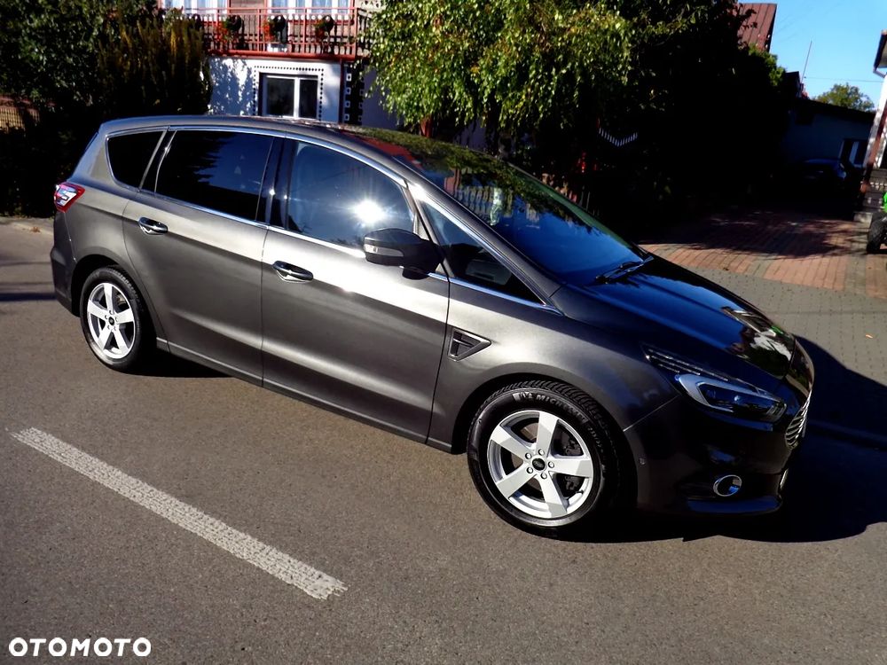 Ford S-Max 2.0 TDCi Titanium PowerShift - 9