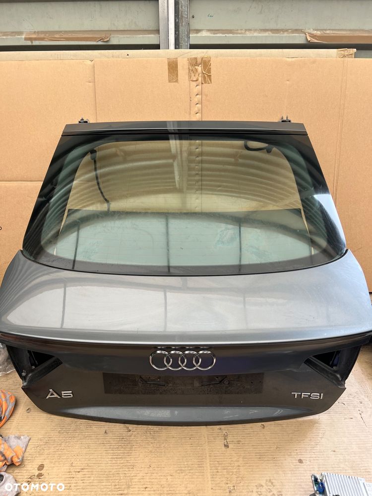 AUDI A5 8T8 sportback TYLNA KLAPA KOMPLETNA - 1
