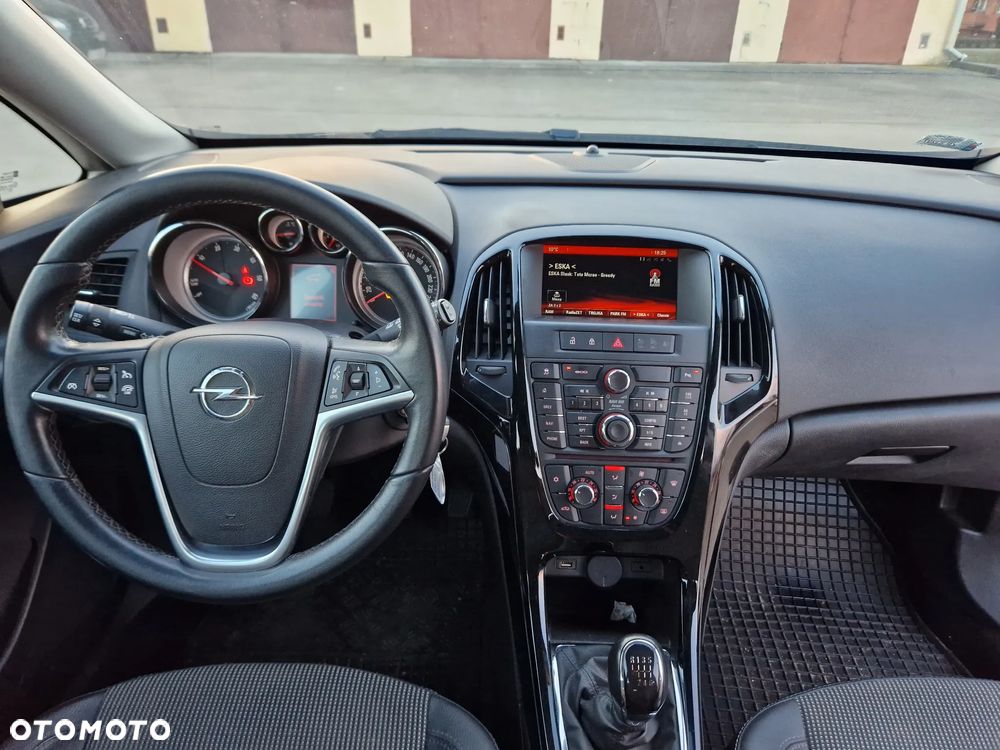 Opel Astra 1.6 CDTI Cosmo - 18