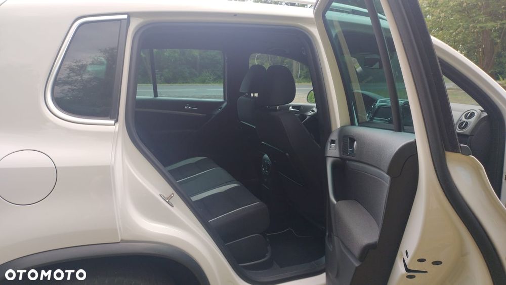 Volkswagen Tiguan 2.0 TDI Perfectline R-Style - 20