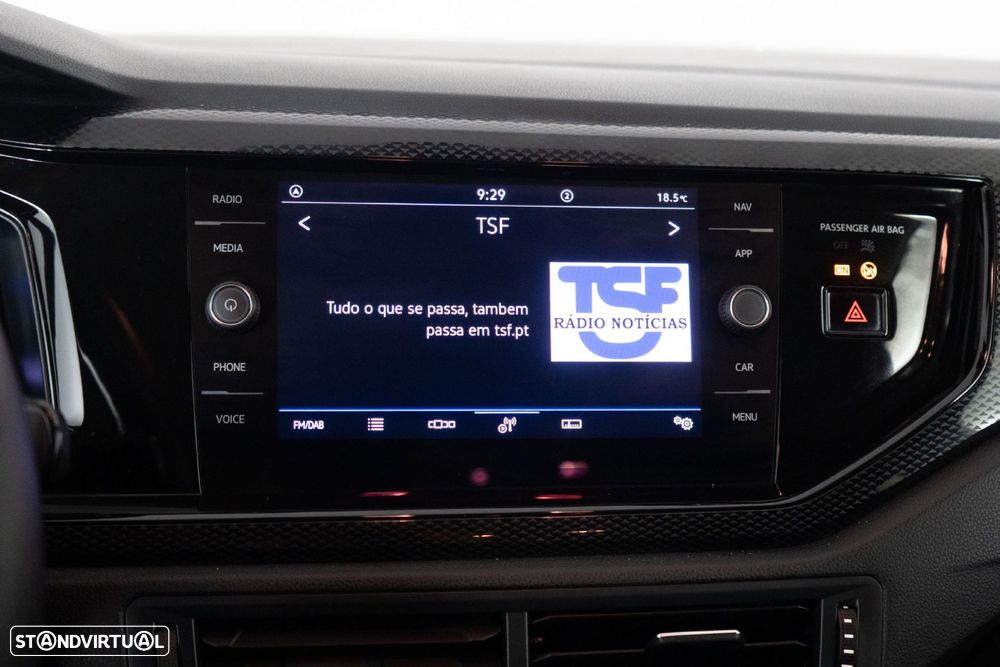 VW Polo 1.0 TSI Urban DSG - 21