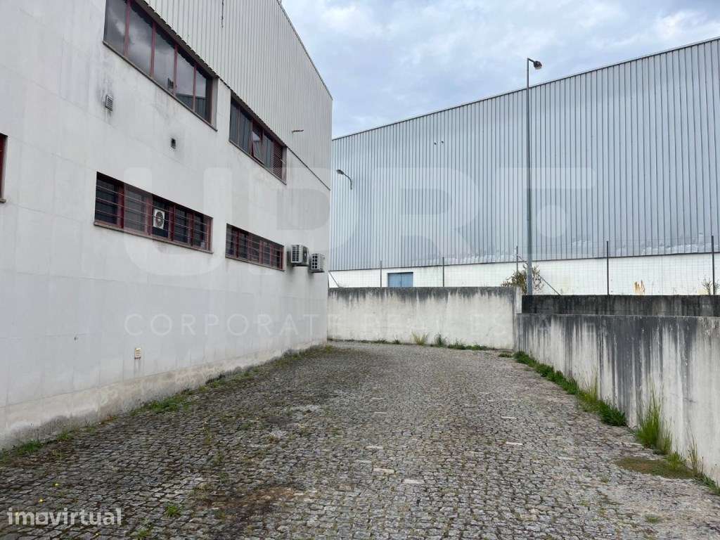 Armazém Crossdocking | ARRENDA | Maia (Aeroporto) - Grande imagem: 4/12