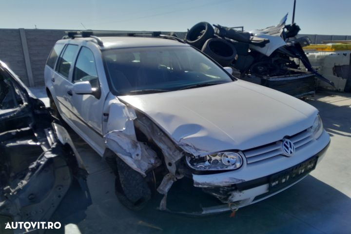 Dezmembrez Volkswagen VW Golf 4 [1997 - 2006] wagon 1.9 SDI MT (68 hp - 3