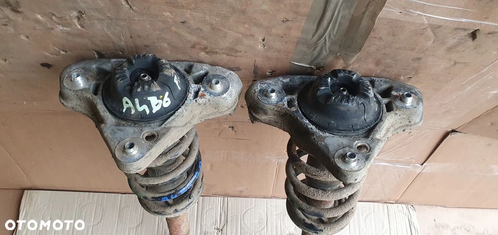 Amortyzator prawy lewy sprężyna przód Audi A4 B6 - 2