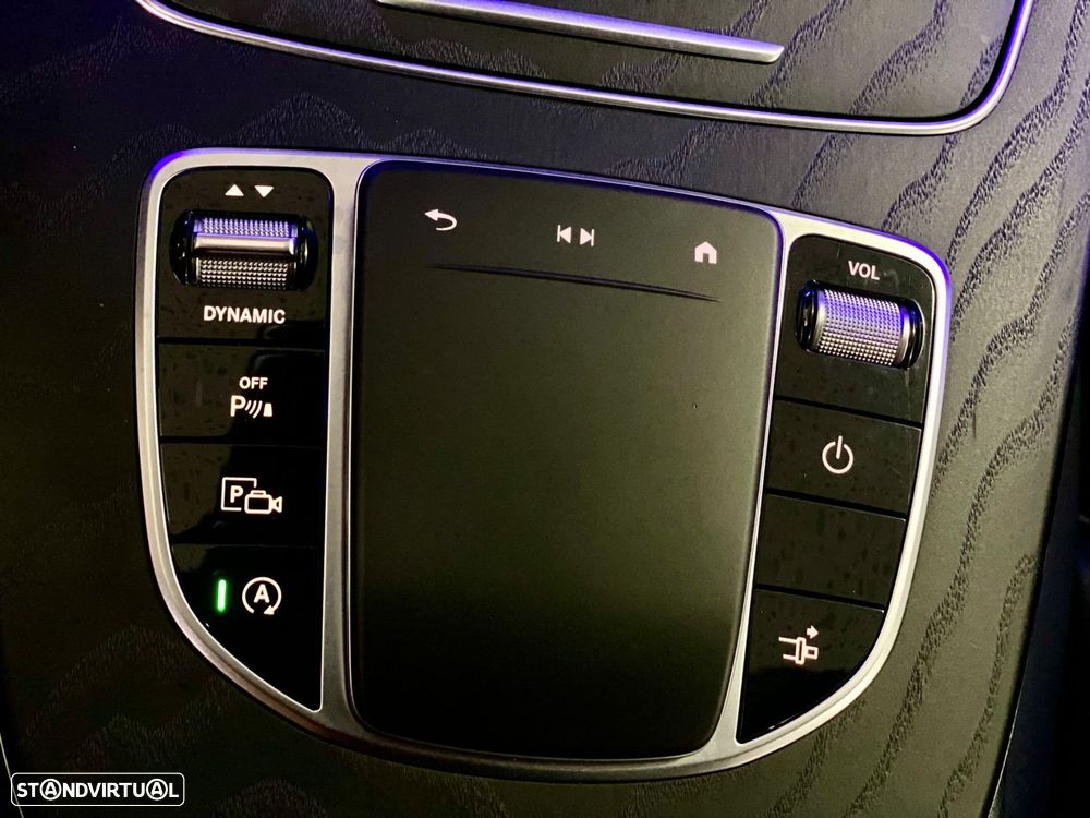 Mercedes-Benz E 220 d Aut. - 25