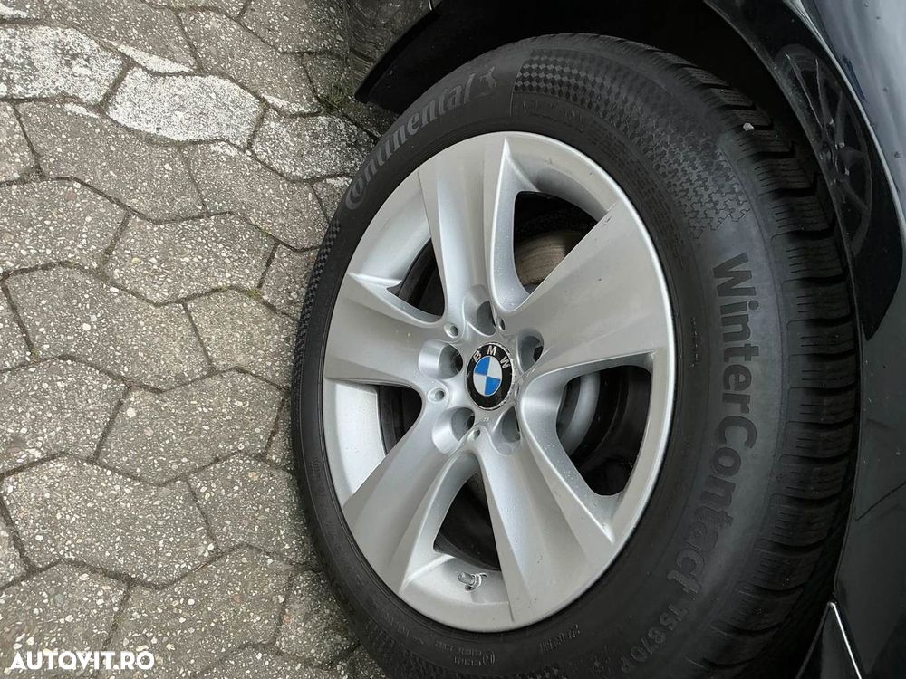 BMW Seria 5 525d Aut. Luxury Line - 28