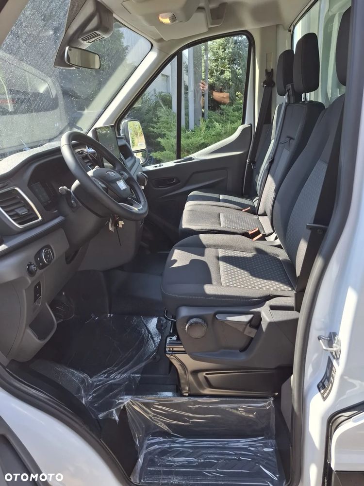 Ford Transit - 17
