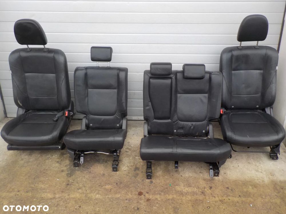 MITSUBISHI OUTLANDER III FOTELE KANAPA BOCZKI PODŁOKIETNIK - 1