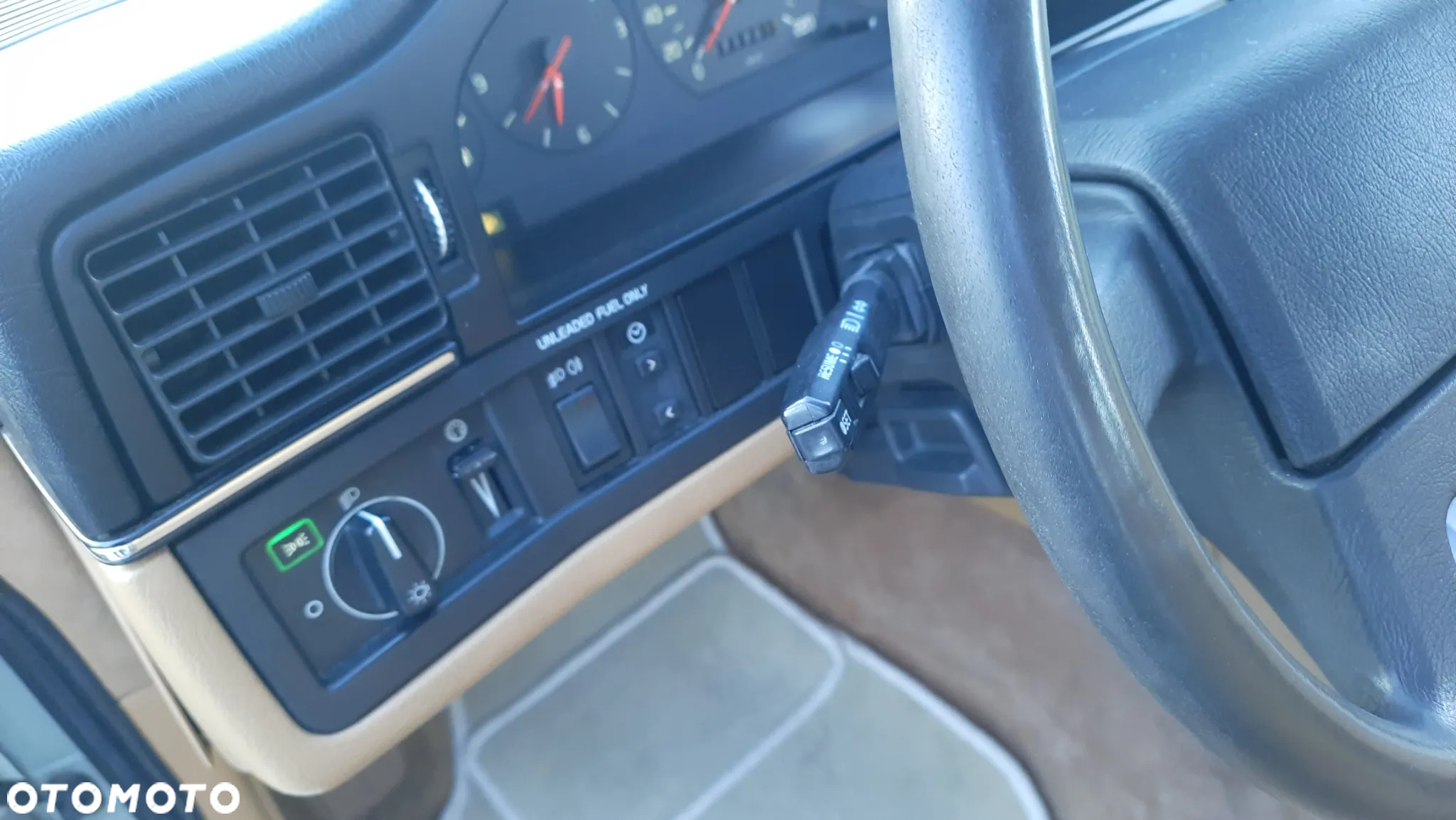 Volvo Seria 700 - 25