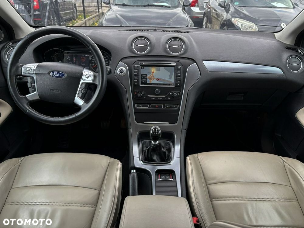 Ford Mondeo 2.0 TDCi Titanium - 23