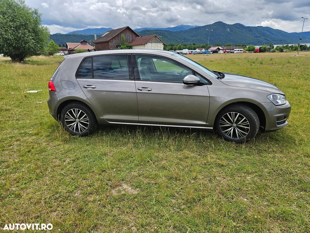 Volkswagen Golf 1.2 TSI BlueMotion Technology Allstar - 11