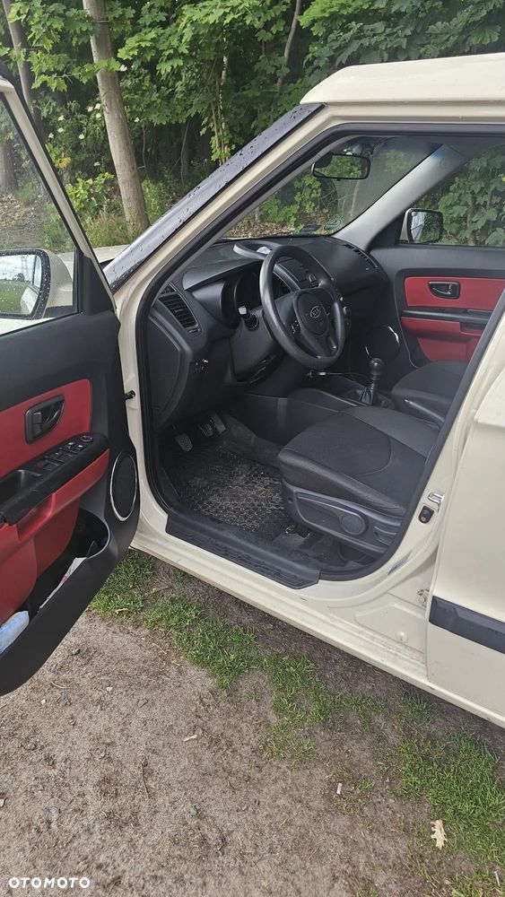 Kia Soul 1.6 CVVT - 11