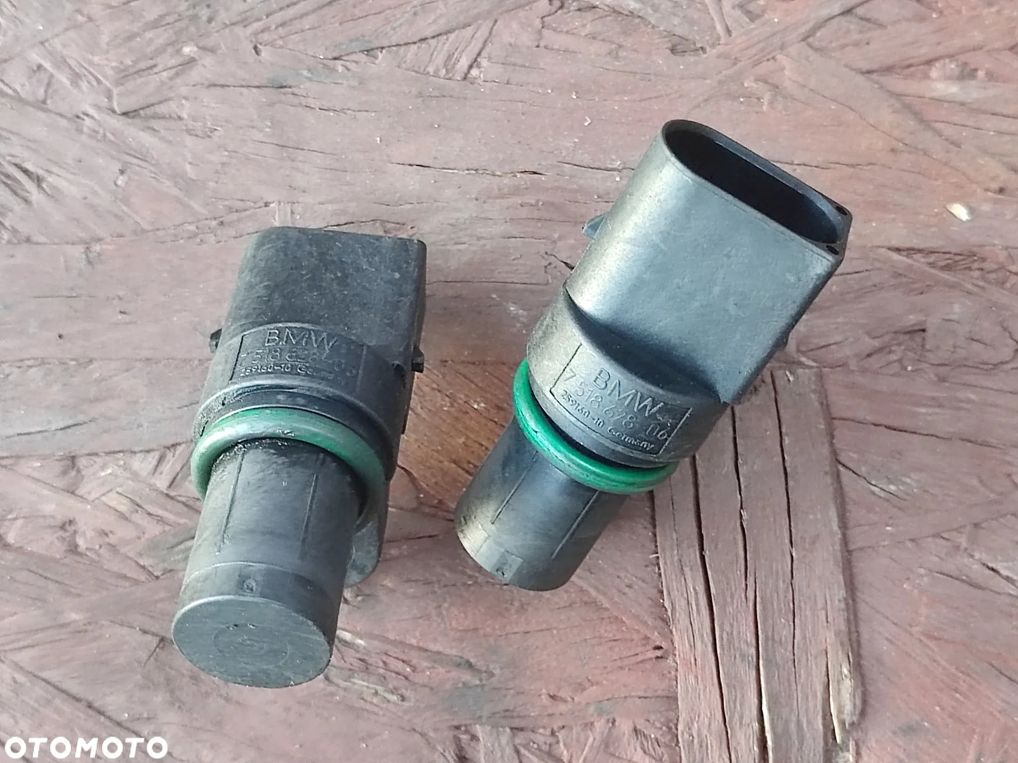 BMW E46 / E90 / E91 ORYGINALNY CZUJNIK WAŁKA ROZRZĄDU SSĄCY / WYDECHOWY SIMENS DO SILNIKÓW GAMY N42 / N46 ( 1.6i / 1.8i / 2.0i ) O NR. 12 14 7 518 628 / 12 14 7 506 273 OEM SPRAWNE W 100% - 8