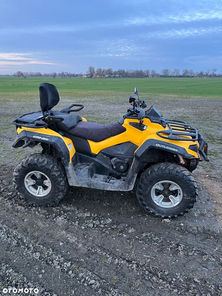 Can-Am Outlander Max - 3