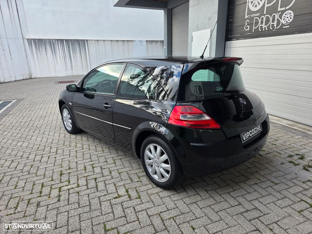 Renault Megane Van - 10