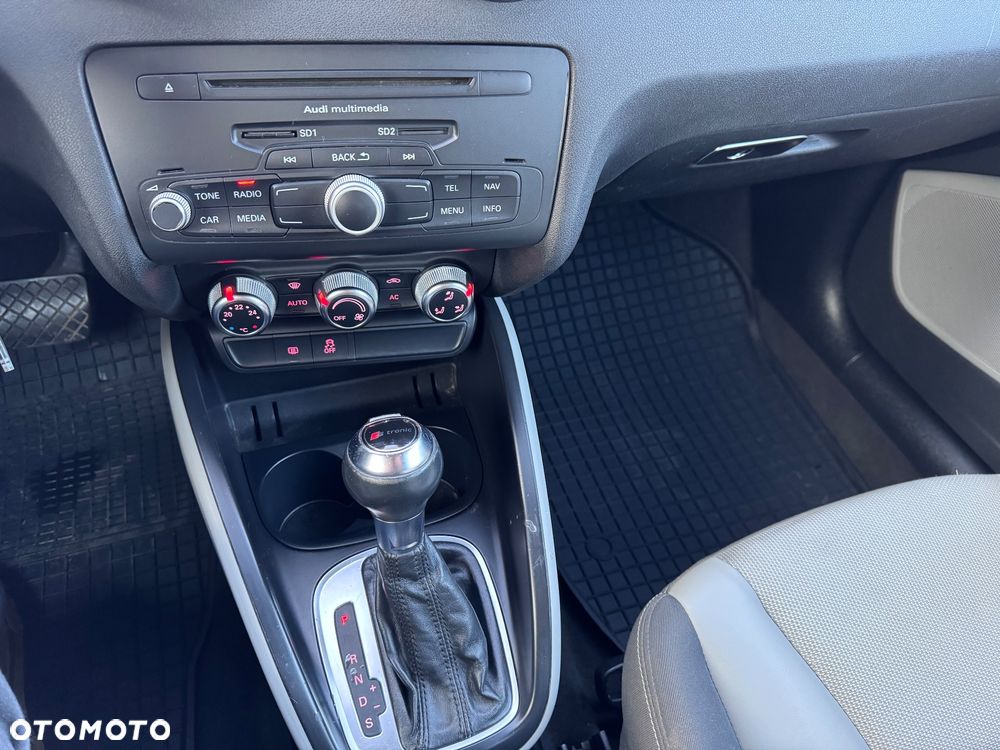 Audi A1 3-drzwiowe 1.4 TFSI S tronic S line Sportpaket - 8