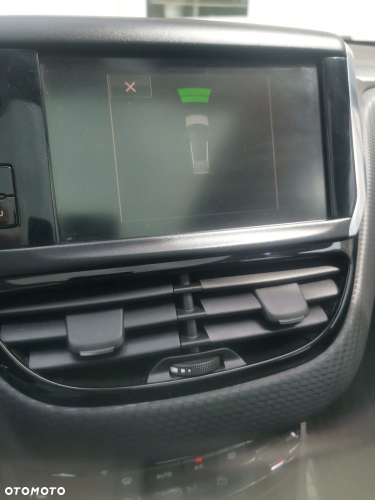 Peugeot 2008 BlueHDi FAP 120 STOP & START Allure - 15