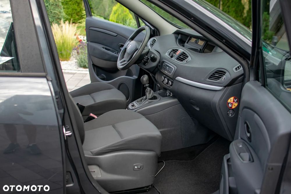 Renault Scenic - 6