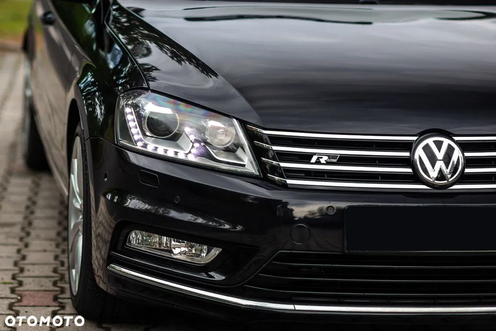Volkswagen Passat 2.0 TDI 4Motion DSG BlueMotion Tech R-Line - 10