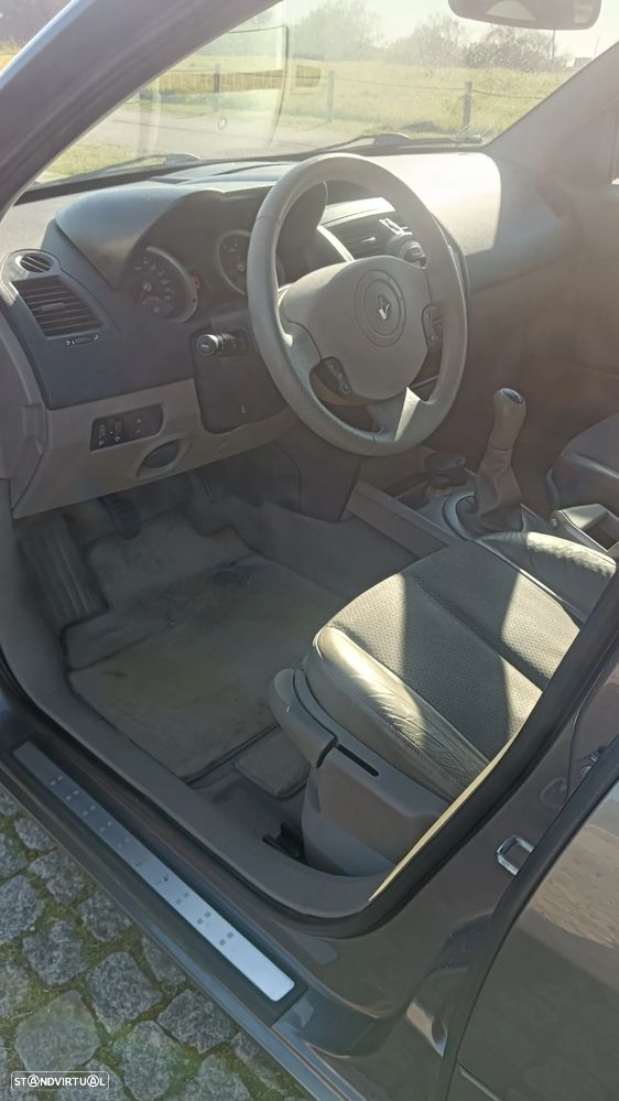 Renault Mégane Break 1.4 Dynamique - 16