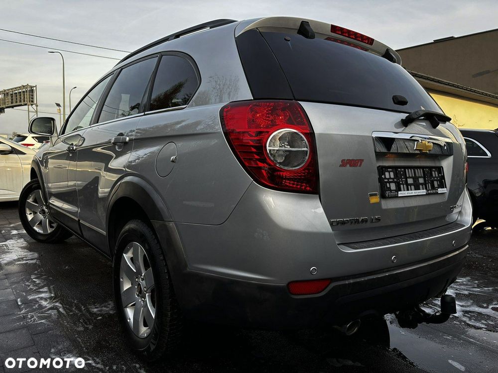 Chevrolet Captiva 2.0 2WD 5 Sitzer LS - 3