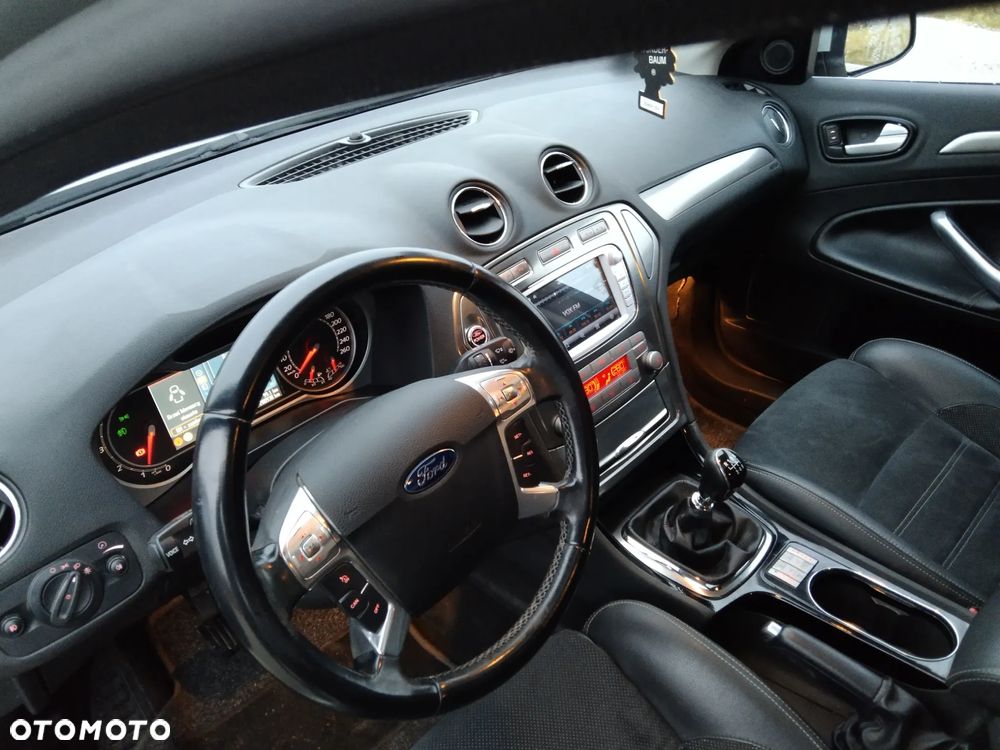 Ford Mondeo 2.0 TDCi Viva Titanium - 38