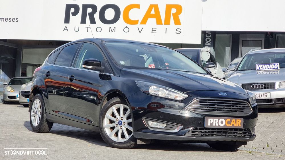 Ford Focus 1.0 EcoBoost Titanium - 34