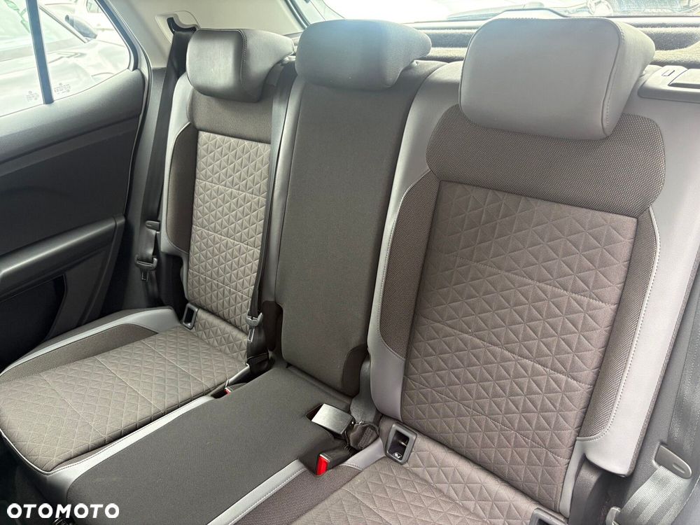 Volkswagen T-Cross - 14