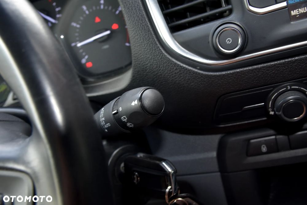 Opel VIVARO - 19