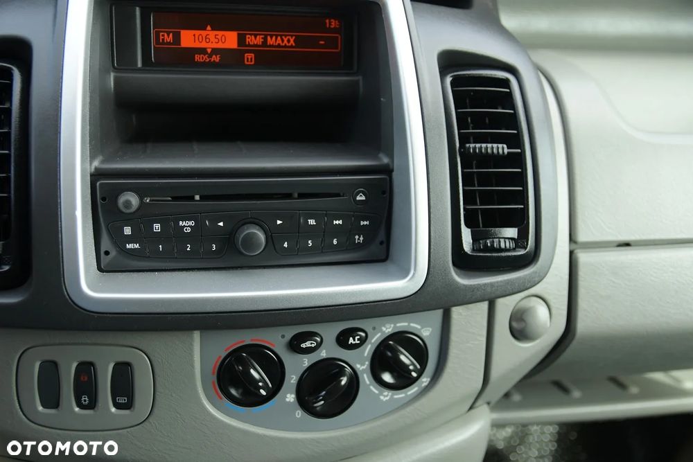 Opel Vivaro - 20