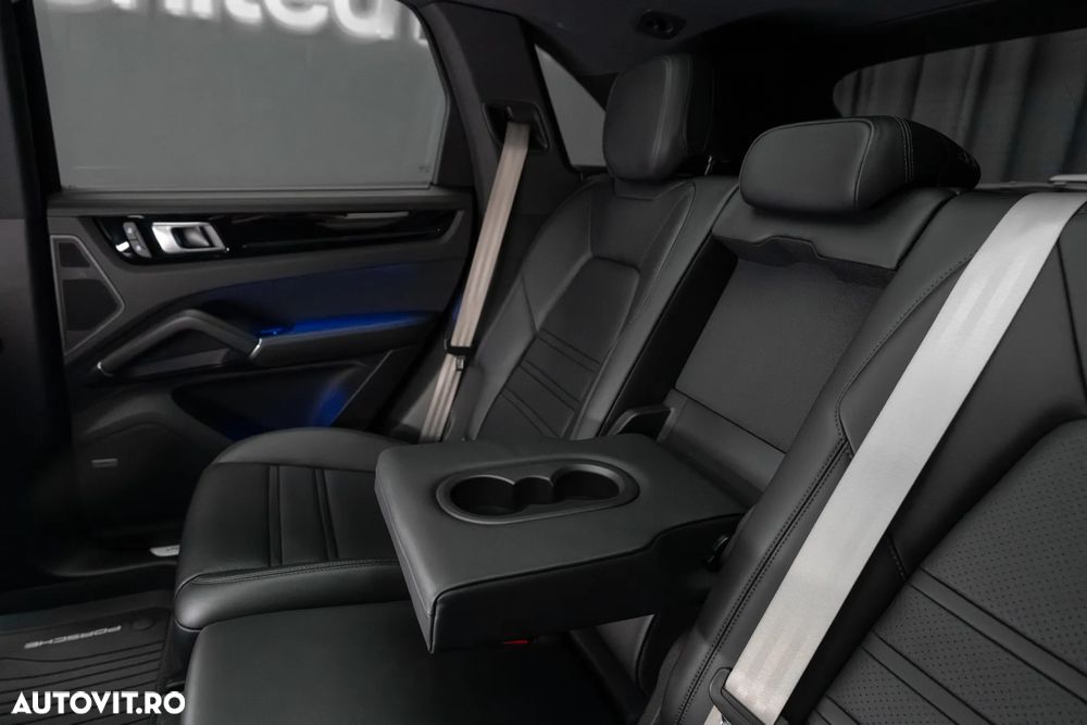 Porsche Cayenne E-Hybrid - 30