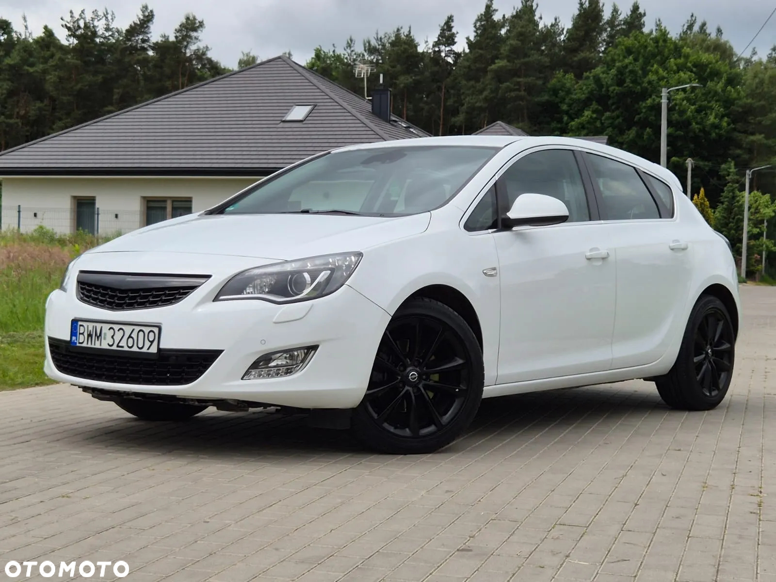 Opel Astra IV 2.0 CDTI Cosmo - 12