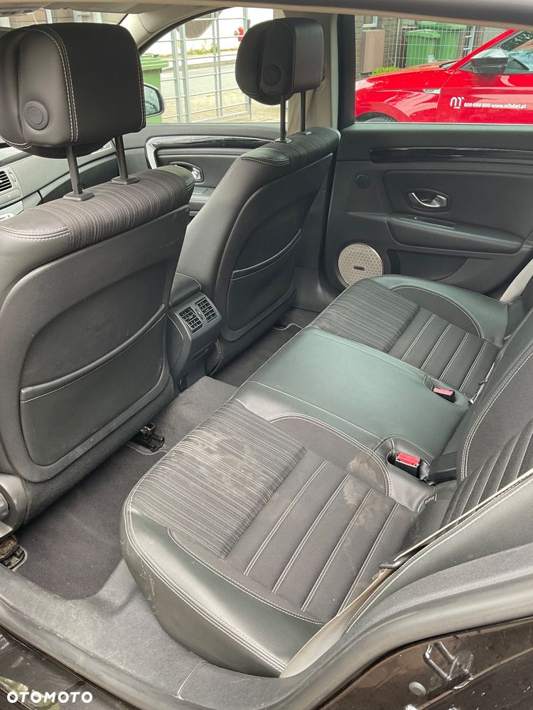 Renault Laguna 2.0 dCi Black Edition - 14