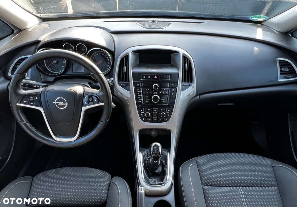 Opel Astra - 10