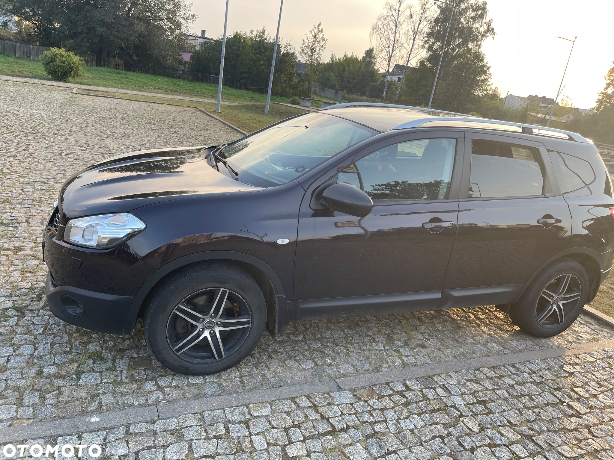 Nissan Qashqai+2 - 2