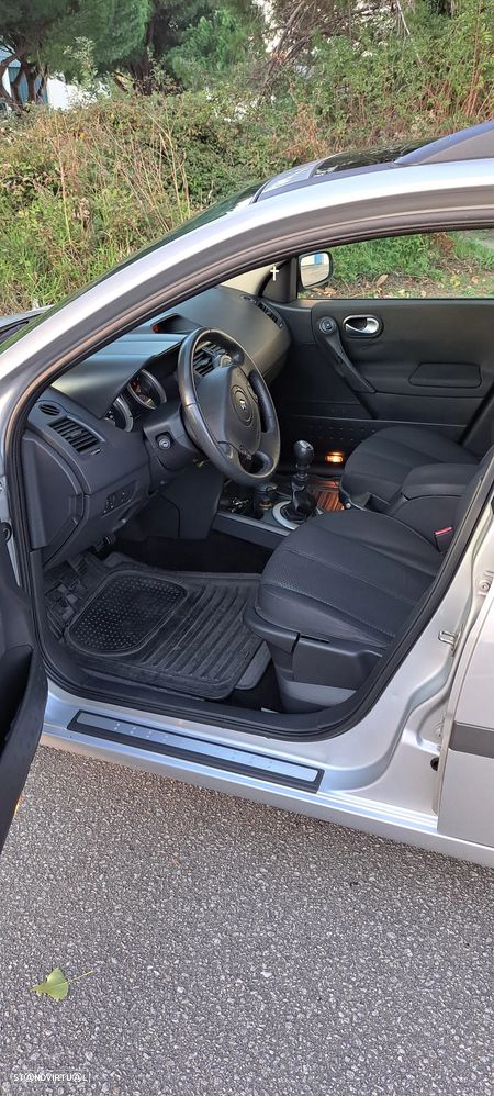 Renault Mégane Break 1.5 dCi Dynamique Luxe - 4
